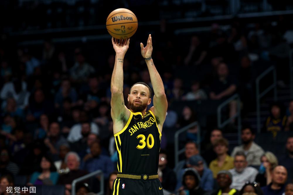 更是他领导 更是他领导