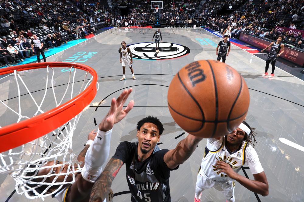 乌度卡：申京&亚当斯缺阵 我们原本需要其他队员站出来（乌度卡：申京与亚当斯无法出战，其他球员必须站出来）